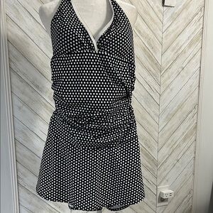 Jaclyn Smith black white polkadot one piece swimsuit/swim dress size 14